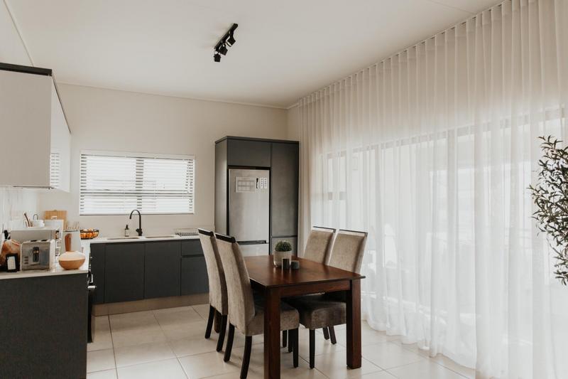 To Let 2 Bedroom Property for Rent in The Huntsman Western Cape